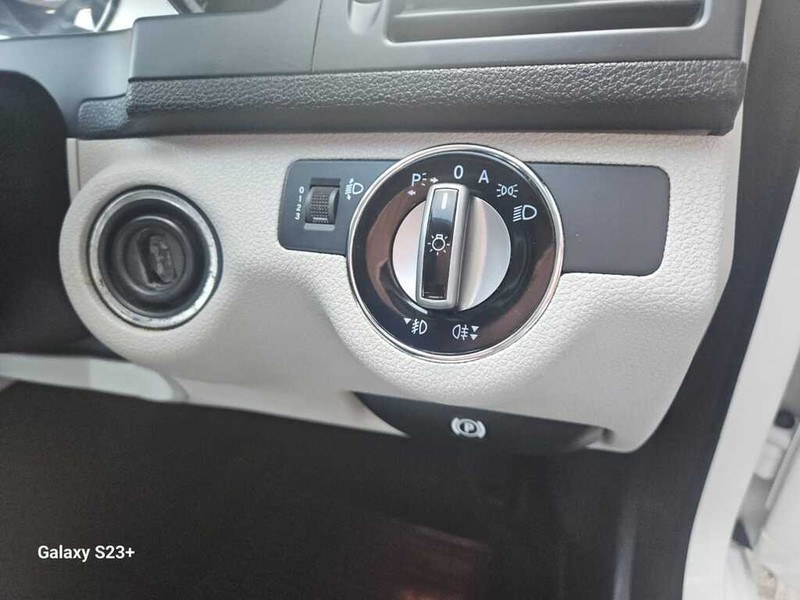 Mercedes-Benz C-class - Authentique Autos - Image 17