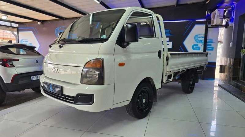 Hyundai H-100 - G.I.G Motors - Image 3