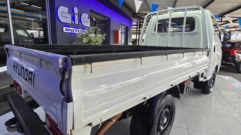 Hyundai H-100 - G.I.G Motors - Image 11