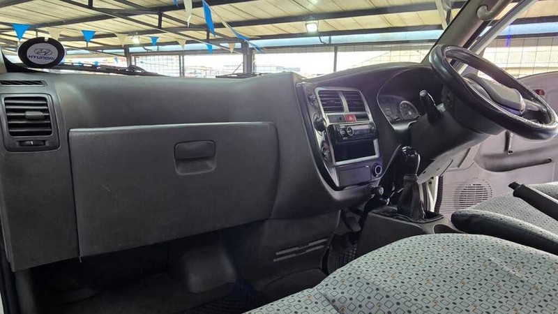 Hyundai H-100 - G.I.G Motors - Image 12
