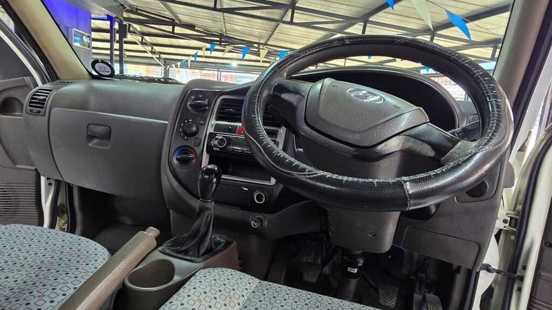 Hyundai H-100 - G.I.G Motors - Image 16