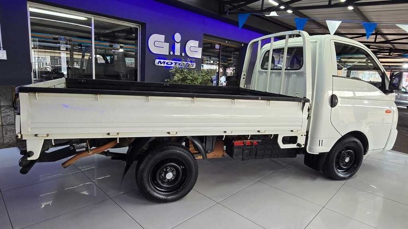 Hyundai H-100 - G.I.G Motors - Image 5