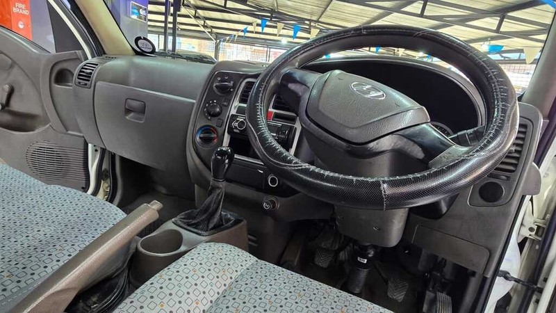 Hyundai H-100 - G.I.G Motors - Image 18
