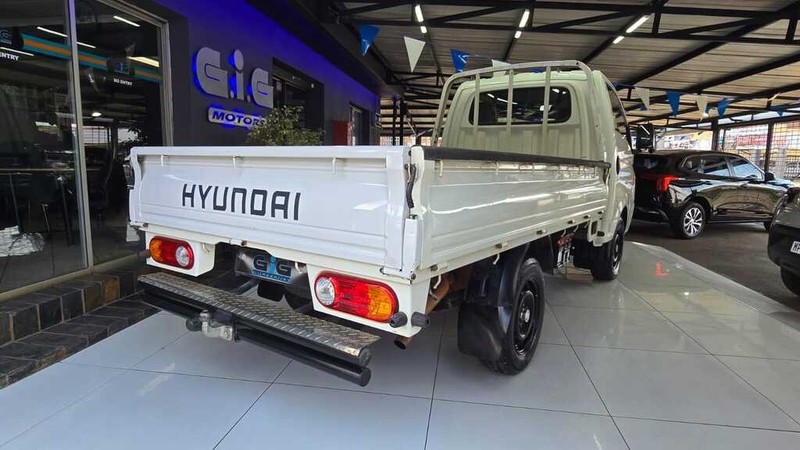 Hyundai H-100 - G.I.G Motors - Image 9