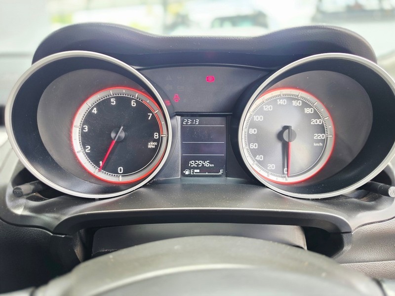 Suzuki Swift - Motortoria - Image 13