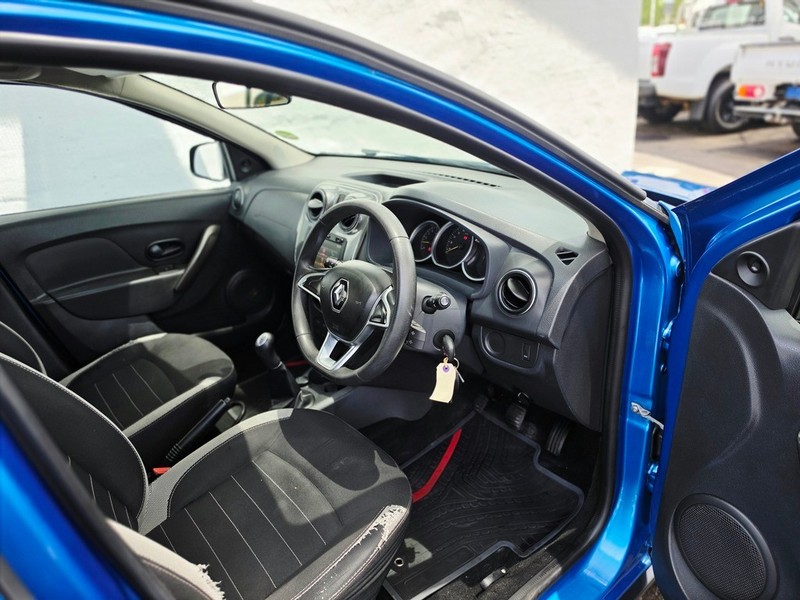 Renault Sandero - Motortoria - Image 13