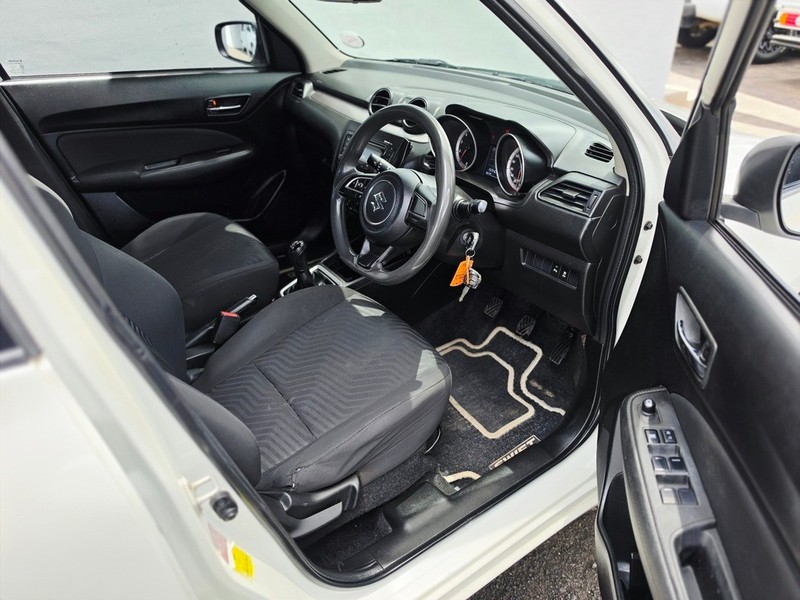 Suzuki Swift - Motortoria - Image 11