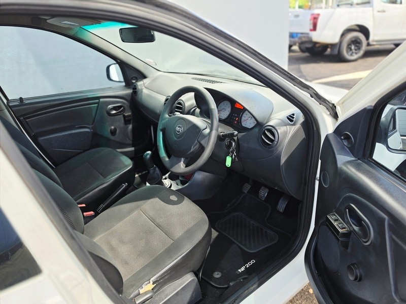 Nissan NP200 - Motortoria - Image 9