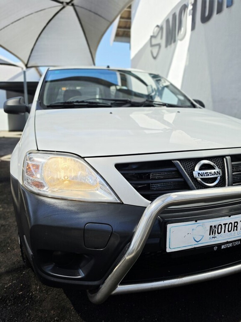 Nissan NP200 - Motortoria - Image 17