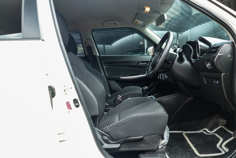 Suzuki Swift - Geely Hatfield - Image 8