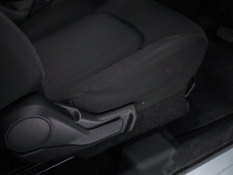 Toyota Starlet - Geely Sandton - Image 10