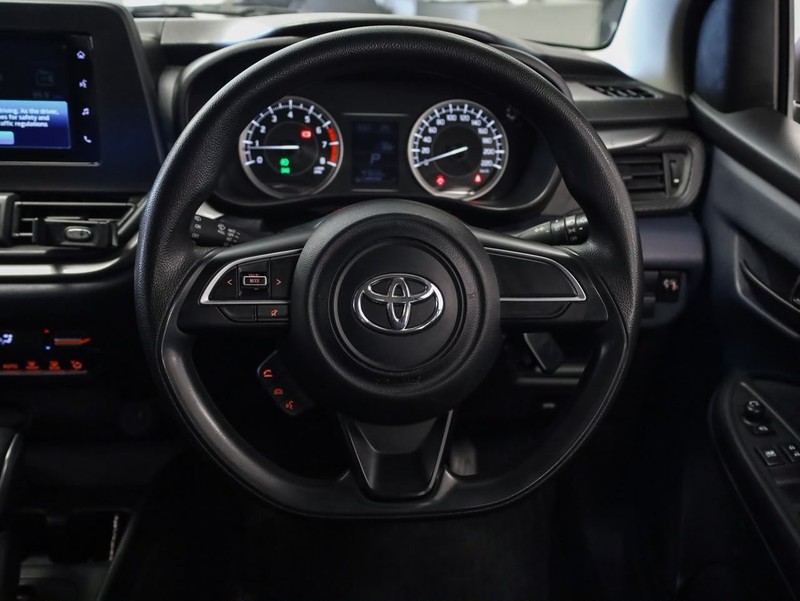 Toyota Starlet - Geely Sandton - Image 12