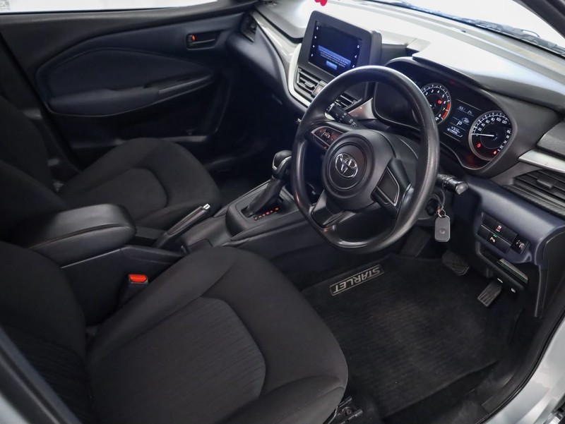 Toyota Starlet - Geely Sandton - Image 7