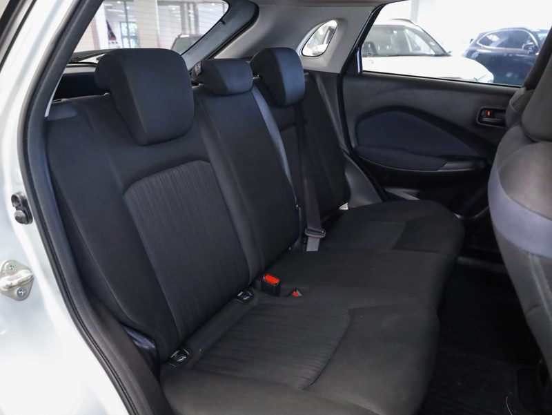 Toyota Starlet - Geely Sandton - Image 11