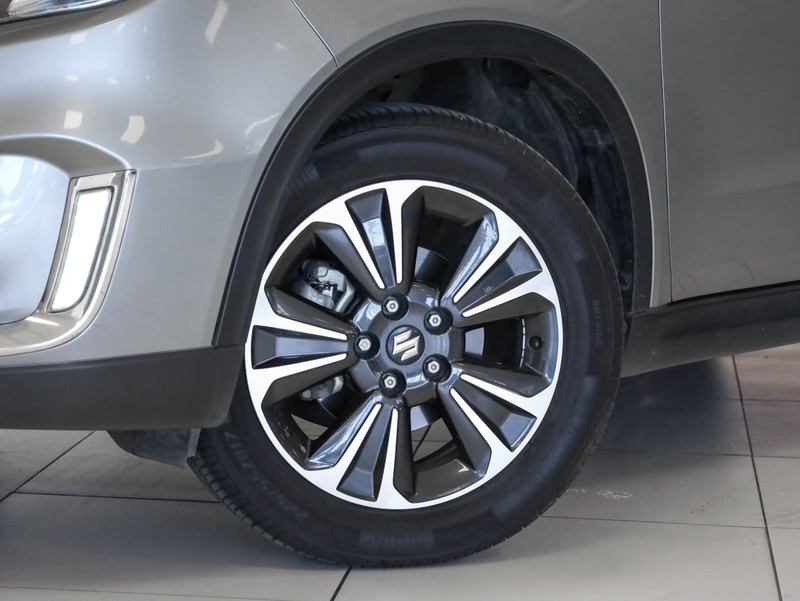 Suzuki Vitara - Geely Sandton - Image 3