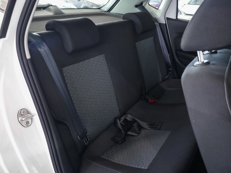 Volkswagen Polo Vivo - Hatfield VW Bryanston - Image 16