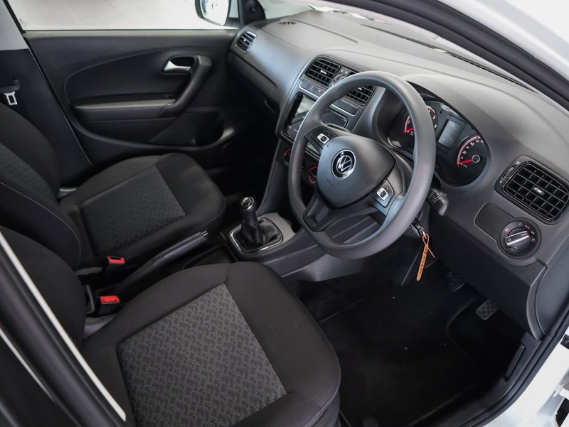 Volkswagen Polo Vivo - Hatfield VW Bryanston - Image 9