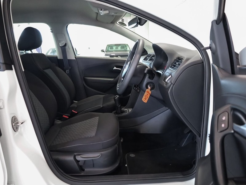 Volkswagen Polo Vivo - Hatfield VW Bryanston - Image 15