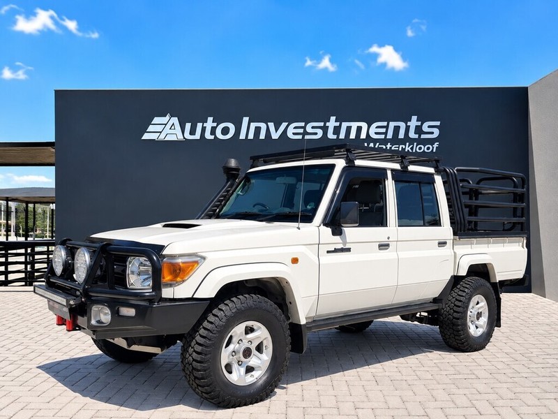 Toyota Land Cruiser - Auto Investments Waterkloof - Image 2