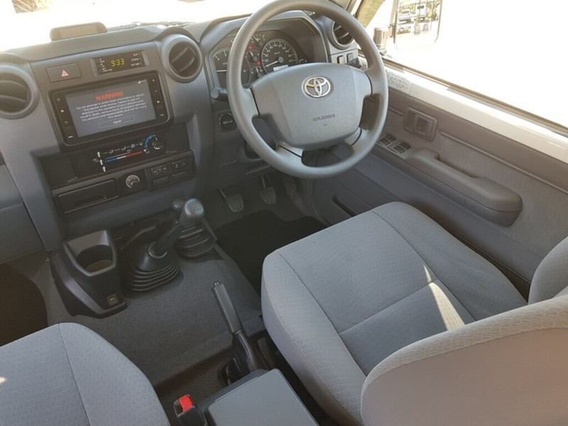 Toyota Land Cruiser - Auto Investments Waterkloof - Image 20