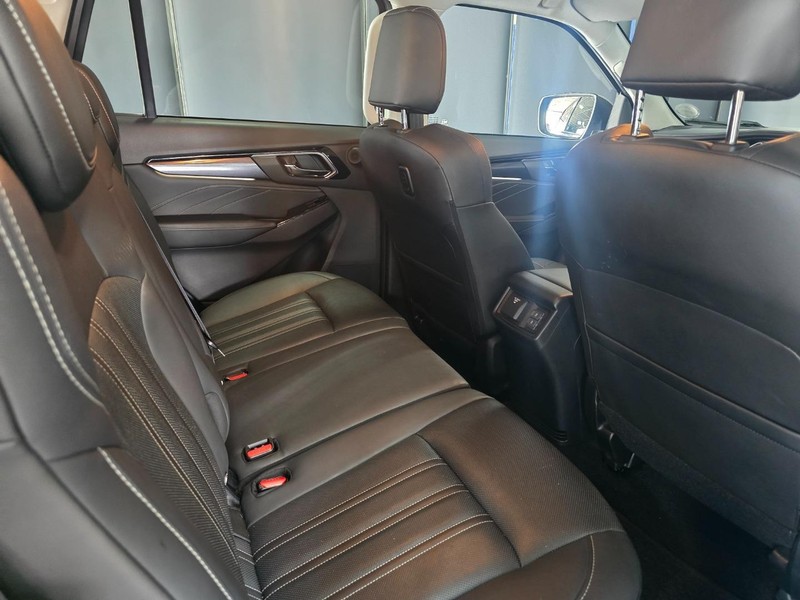 Isuzu MU-X - New Vaal Motors Vereeniging Mercedes - Image 13