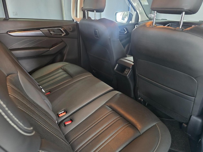 Isuzu MU-X - New Vaal Motors Vereeniging Mercedes - Image 19