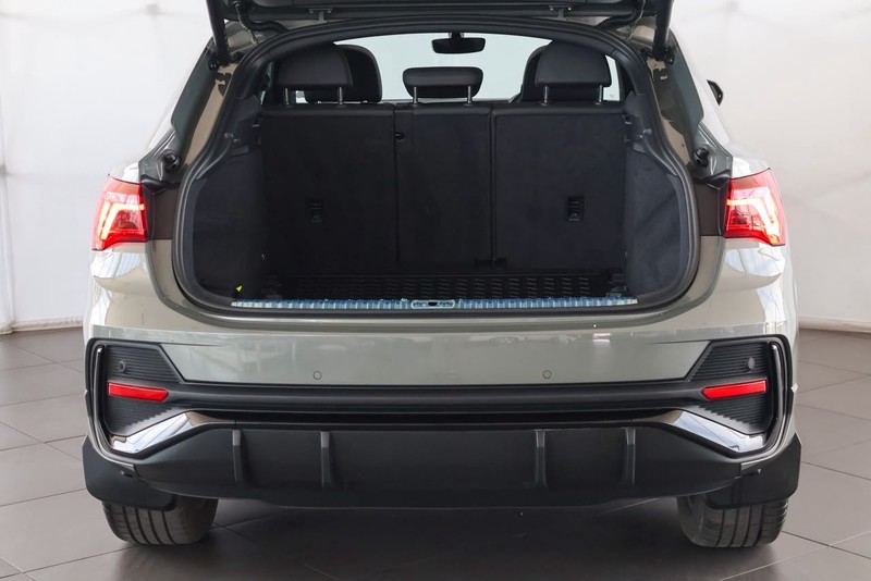 Audi Q3 - Audi Centre Hatfield - Image 14