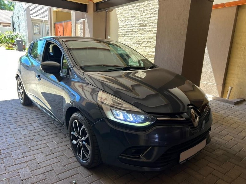 Renault Clio - Mit Mak Motors - Image 4