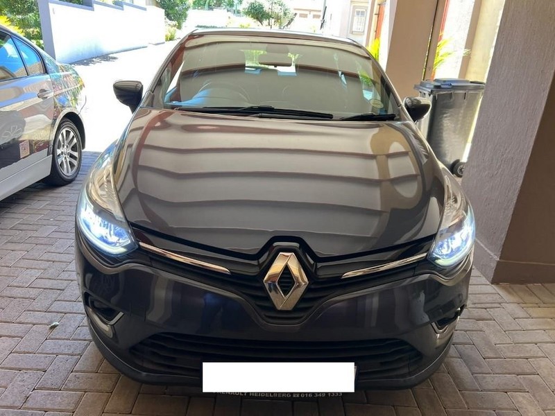 Renault Clio - Mit Mak Motors - Image 3