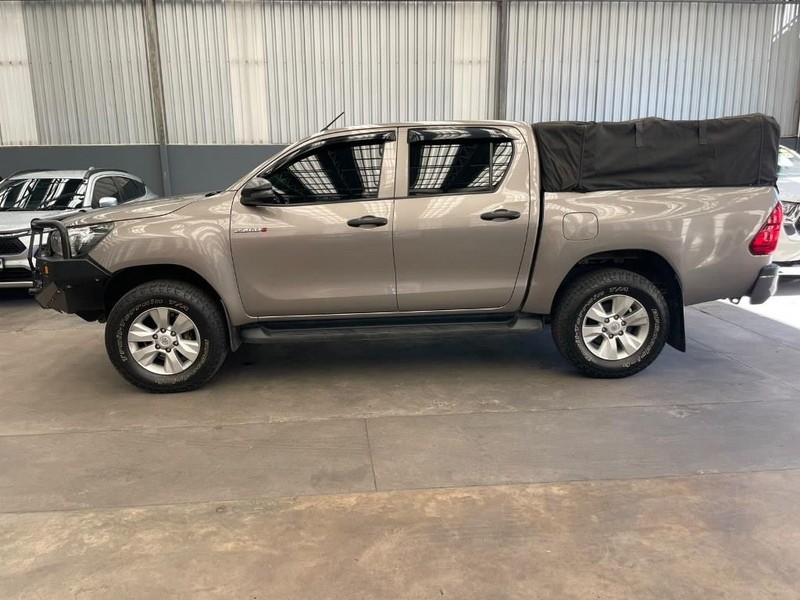 Toyota Hilux - Mit Mak Motors - Image 7