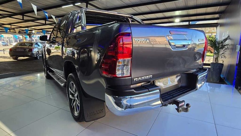 Toyota Hilux - G.I.G Motors - Image 8