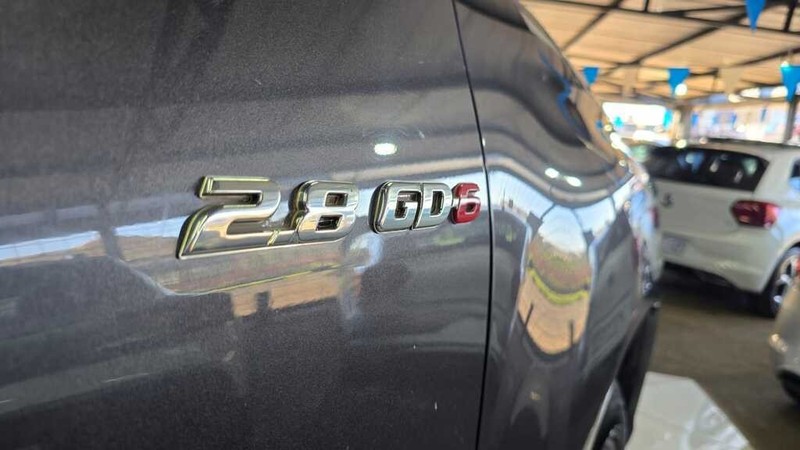 Toyota Hilux - G.I.G Motors - Image 6