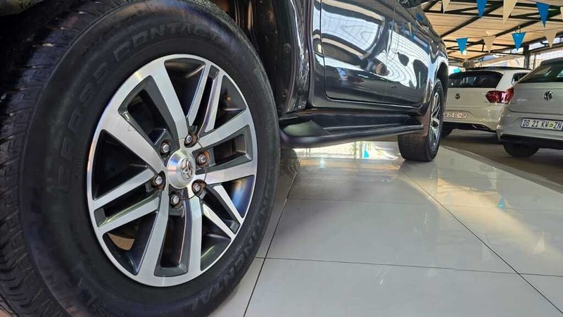 Toyota Hilux - G.I.G Motors - Image 13