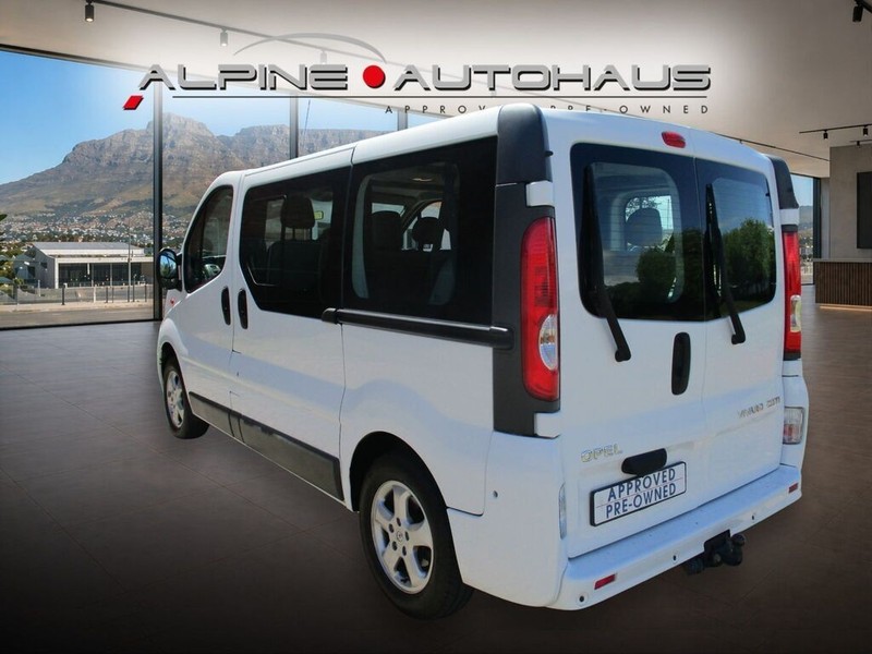 Opel Vivaro - Alpine Autohaus - Image 12