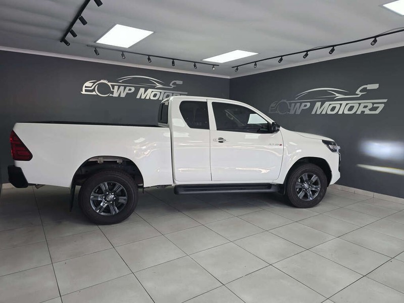 Toyota Hilux - WP Motors - Image 5
