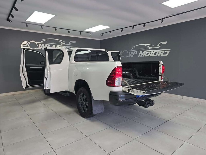 Toyota Hilux - WP Motors - Image 9