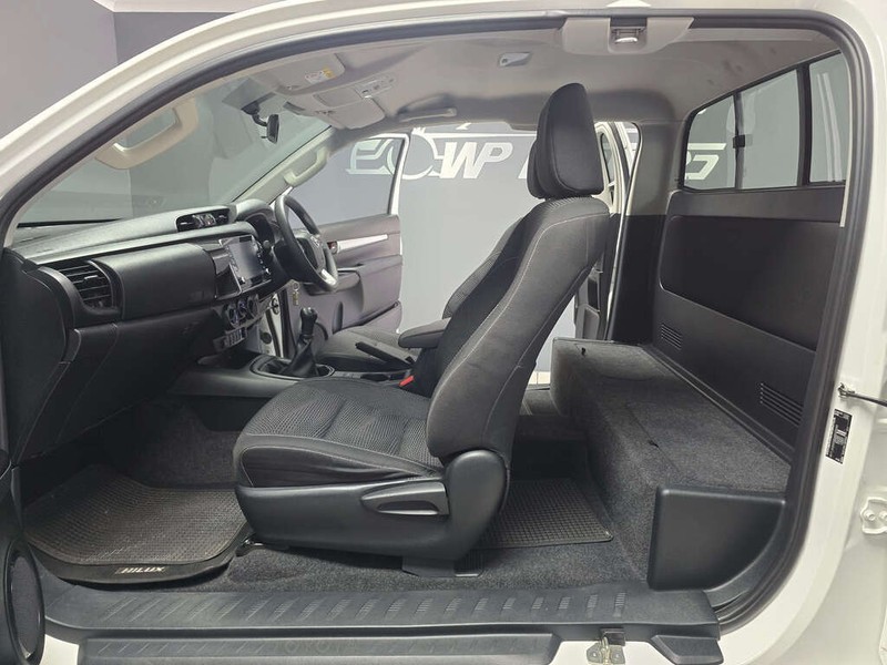 Toyota Hilux - WP Motors - Image 16