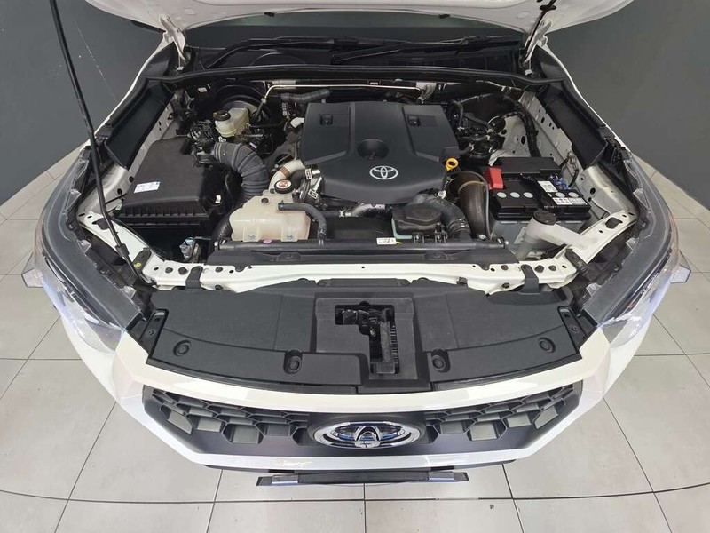 Toyota Hilux - WP Motors - Image 6