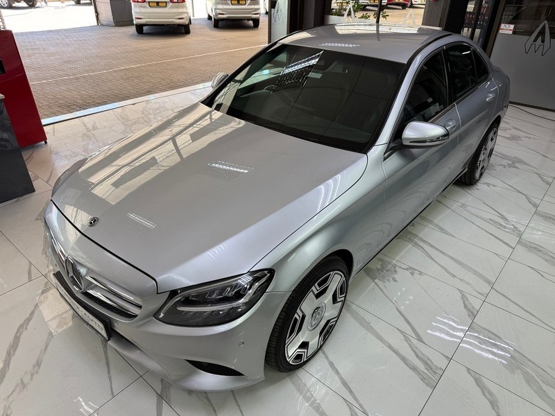 Mercedes-Benz C-class - Stargate Auto - Image 3