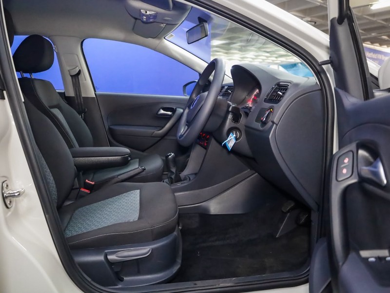 Volkswagen Polo Vivo - Hatfield VW Bryanston - Image 5