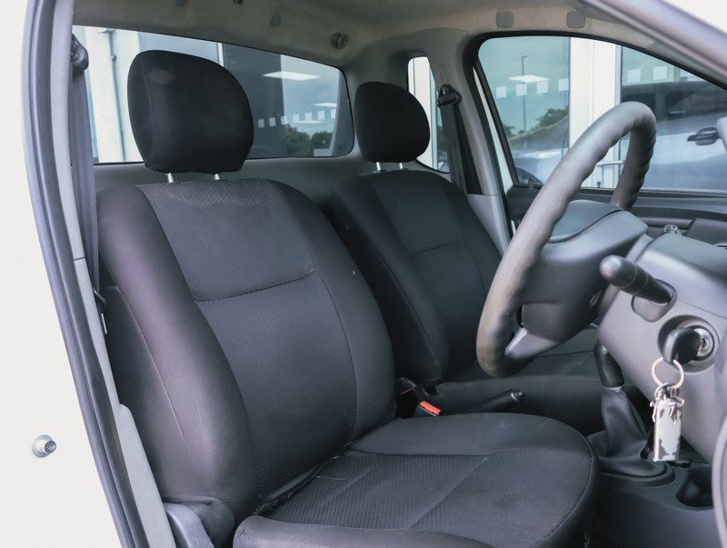 Nissan NP200 - Isuzu Richards Bay - Image 23