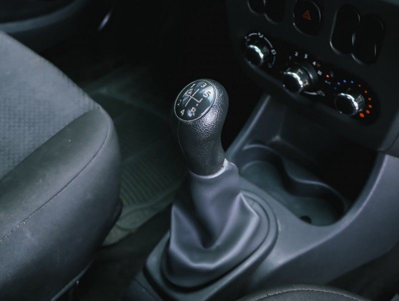 Nissan NP200 - Isuzu Richards Bay - Image 20