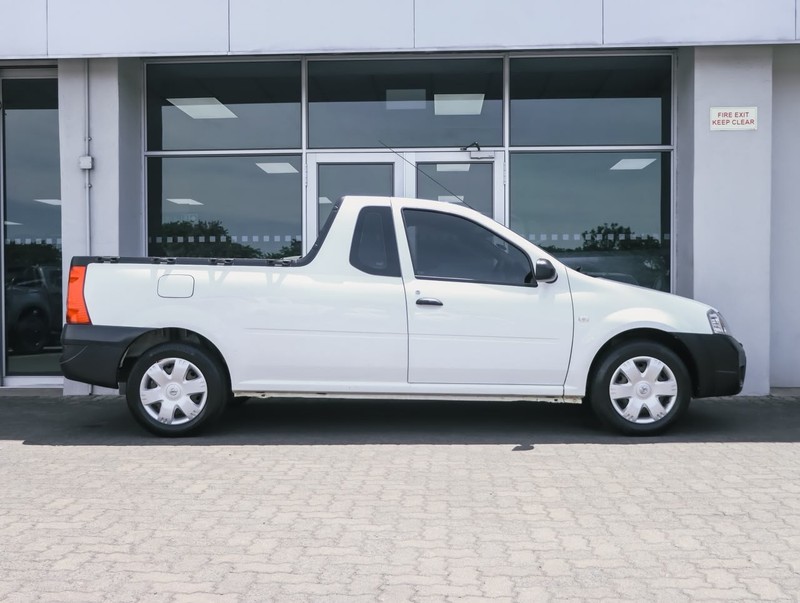 Nissan NP200 - Isuzu Richards Bay - Image 6