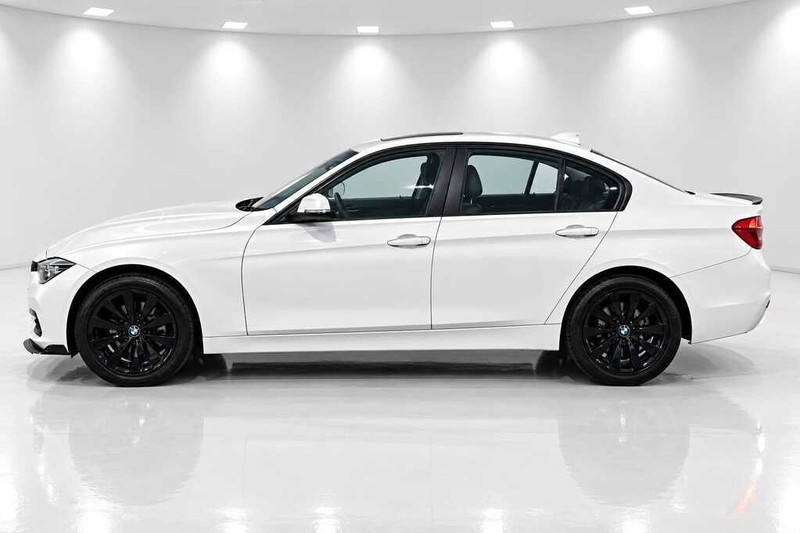 BMW 3 Series - Bluebird Motors - Image 3