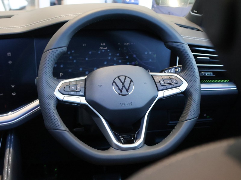 Volkswagen Touareg - Hatfield VW Pretoria - Image 12