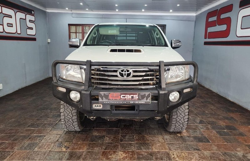 Toyota Hilux - FS Cars - Image 2