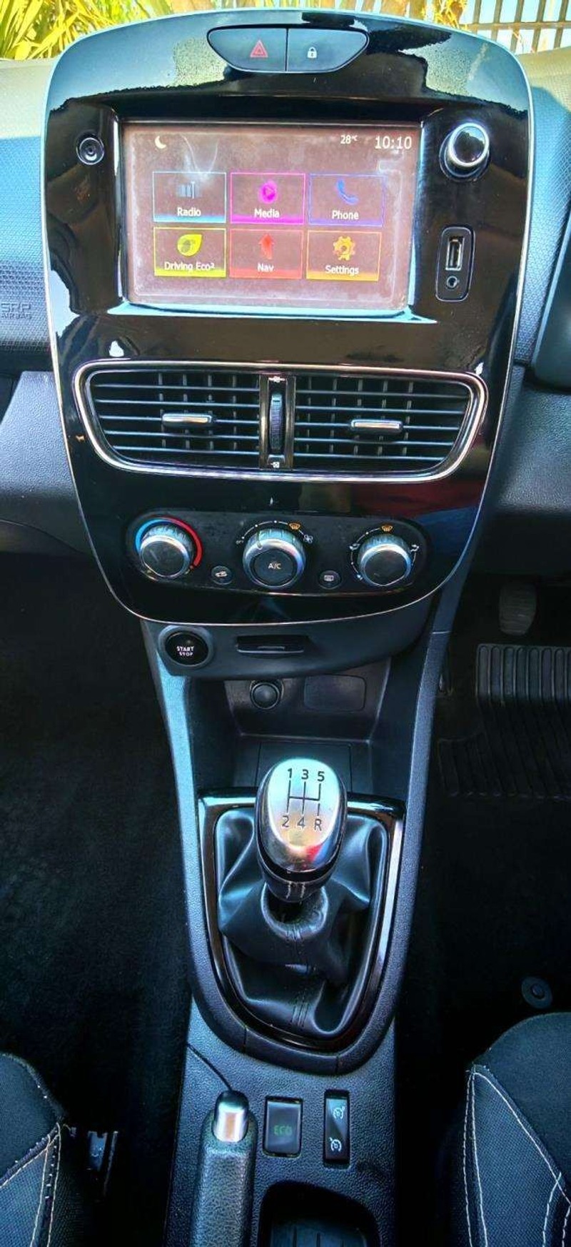 Renault Clio - Weskaap Motors - Image 13
