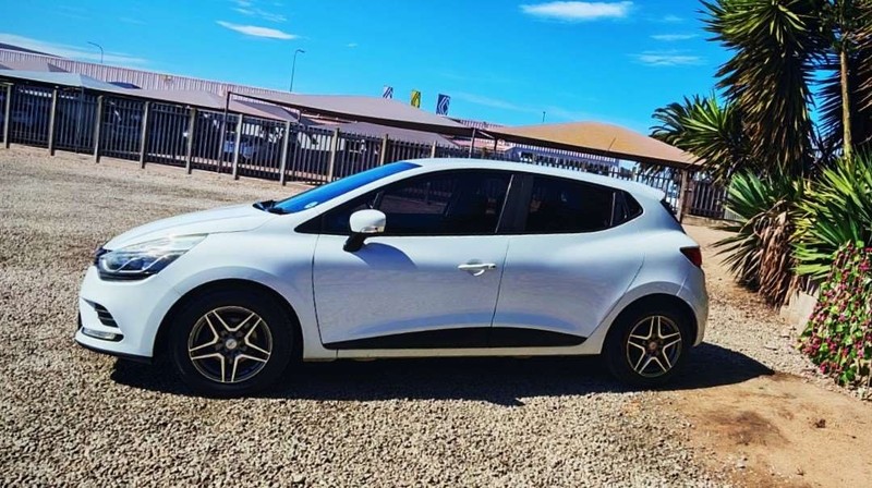 Renault Clio - Weskaap Motors - Image 15