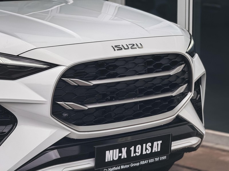 Isuzu MU-X - Isuzu Richards Bay - Image 3