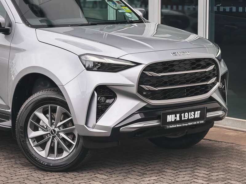 Isuzu MU-X - Isuzu Richards Bay - Image 2